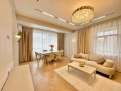 Satılır 3 otaqlı 118 m2 yeni tikili 28 May m.