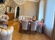 Satılır 3 otaqlı 88 m2 köhnə tikili 28 May m.