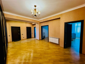 Satılır 3 otaqlı 145 m2 yeni tikili Yeni Yasamal