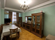 Satılır 3 otaqlı 80 m2 yeni tikili İnşaatçılar m.