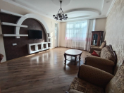 Satılır 3 otaqlı 150 m2 yeni tikili Azadlıq prospekti m.