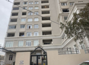 Satılır 3 otaqlı 130 m2 yeni tikili İnşaatçılar m.