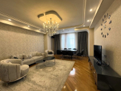 Satılır 3 otaqlı 173 m2 yeni tikili 8 Noyabr m.