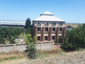 Satılır 6 otaqlı 2600 m2 obyekt Şabran