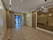 Satılır 3 otaqlı 105 m2 yeni tikili 8 Noyabr m.