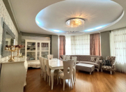 Satılır 3 otaqlı 150 m2 yeni tikili Nərimanov r.