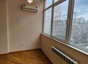 Satılır 2 otaqlı 60 m2 yeni tikili Tibb Universiteti