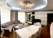 Satılır 3 otaqlı 170 m2 yeni tikili 28 Mall