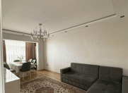 Satılır 2 otaqlı 65 m2 köhnə tikili Əhmədli m.