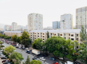 Satılır 3 otaqlı 160 m2 yeni tikili İnşaatçılar m.
