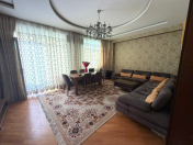 Satılır 3 otaqlı 120 m2 yeni tikili Gənclik m.