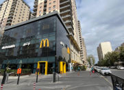 Satılır 2 otaqlı 80 m2 yeni tikili Gənclik m.