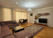 Satılır 3 otaqlı 152 m2 yeni tikili 8 Noyabr m.