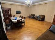 Satılır 4 otaqlı 200 m2 yeni tikili Gənclik m.