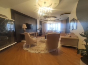 Satılır 4 otaqlı 178 m2 yeni tikili Nizami m.
