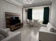 Satılır 2 otaqlı 75 m2 yeni tikili Bakıxanov