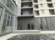 Satılır 3 otaqlı 125 m2 yeni tikili İnşaatçılar m.