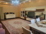 Satılır 4 otaqlı 178 m2 yeni tikili 28 May m.