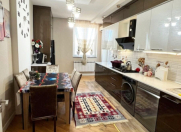 Satılır 3 otaqlı 135 m2 yeni tikili Yasamal r.