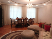 Satılır 3 otaqlı 135 m2 yeni tikili İnşaatçılar m.