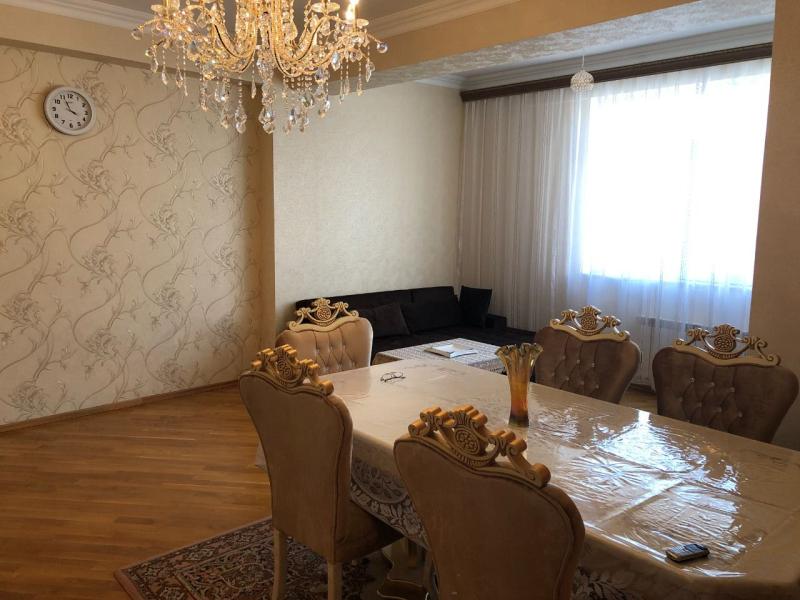 Satılır 2 otaqlı 86 m2 yeni tikili 4 mkr