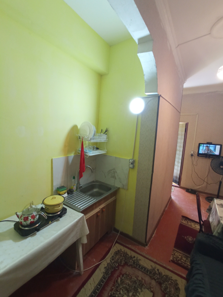 Satılır 1 otaqlı 15 m2 həyət evi Nizami m.