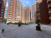 Satılır 3 otaqlı 140 m2 yeni tikili Bakı