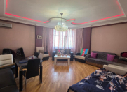 Satılır 3 otaqlı 130 m2 yeni tikili İnşaatçılar m.