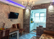 Satılır 3 otaqlı 70 m2 köhnə tikili Əhmədli m.