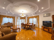 Satılır 3 otaqlı 170 m2 yeni tikili Gənclik m.