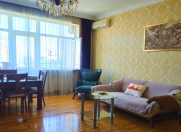 Satılır 3 otaqlı 160 m2 yeni tikili 28 May m.