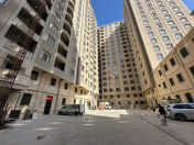 Satılır 3 otaqlı 140 m2 yeni tikili ABŞ səfirliyi