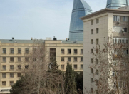 Satılır 3 otaqlı 110 m2 köhnə tikili İçəri Şəhər m.