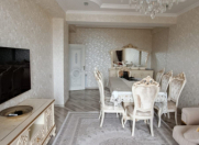 Satılır 3 otaqlı 140 m2 yeni tikili 28 May m.