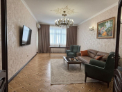 Satılır 4 otaqlı 165 m2 yeni tikili Nəriman Nərimanov m.