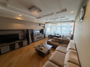 Satılır 3 otaqlı 130 m2 yeni tikili Şah İsmayıl Xətai m.