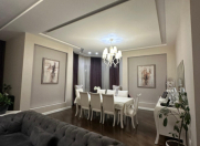 Satılır 4 otaqlı 200 m2 yeni tikili Nizami m.