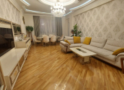 Satılır 3 otaqlı 165 m2 yeni tikili 8 mkr