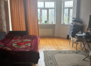 Satılır 2 otaqlı 80 m2 yeni tikili İnşaatçılar m.