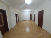 Satılır 3 otaqlı 135 m2 yeni tikili 20 yanvar m.