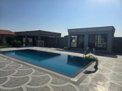 Satılır 5 otaqlı 250 m2 bağ evi Novxanı
