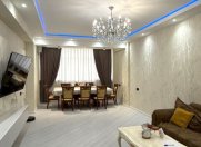 Satılır 4 otaqlı 130 m2 yeni tikili Həzi Aslanov m.