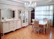Satılır 3 otaqlı 130 m2 yeni tikili İnşaatçılar m.