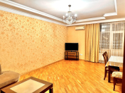 Satılır 3 otaqlı 90 m2 yeni tikili Nizami m.