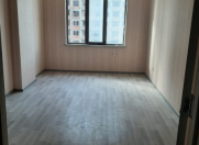 Satılır 1 otaqlı 60 m2 yeni tikili 28 May m.