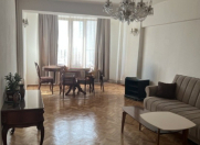 Satılır 3 otaqlı 85 m2 köhnə tikili 28 May m.