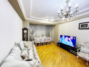 Satılır 4 otaqlı 175 m2 yeni tikili 2 mkr