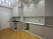 Satılır 3 otaqlı 121 m2 yeni tikili Bakıxanov