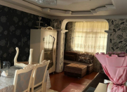 Satılır 2 otaqlı 65 m2 köhnə tikili Həzi Aslanov m.