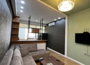 Satılır 3 otaqlı 85 m2 yeni tikili Gənclik m.
